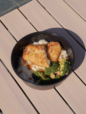 Riz poisson sauce hollandaise, brocolis